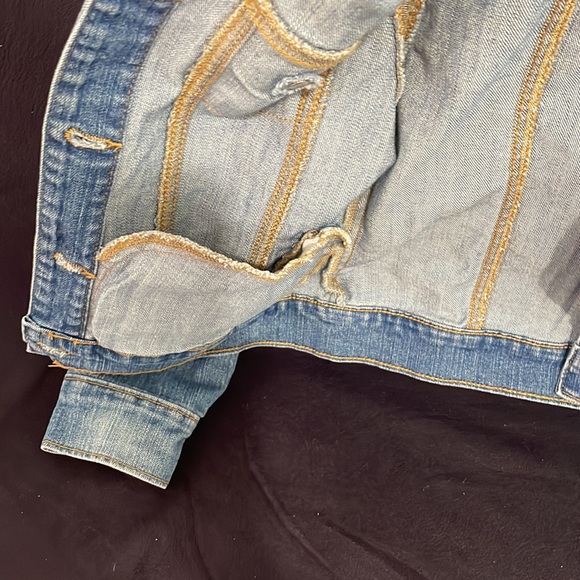 Jean jacket - Picture 3 of 3